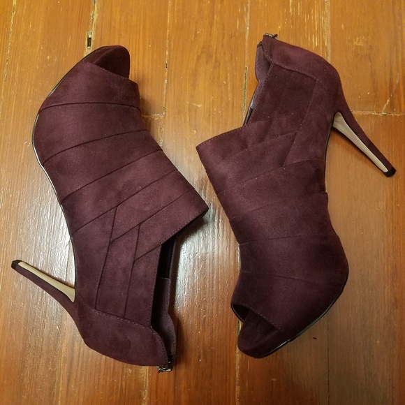 Saks Fifth Avenue faux suede open toe bootie - Picture 1 of 8